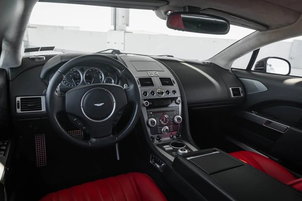2011 Aston Martin Rapide - Image 13 of 20