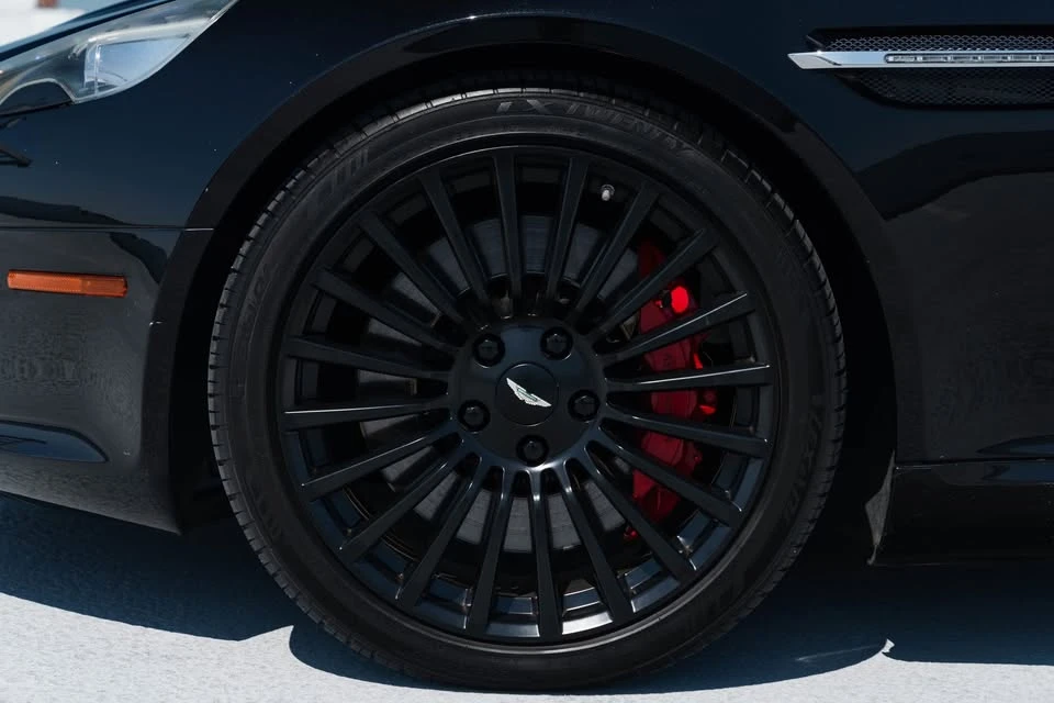 2011 Aston Martin Rapide - Image 9 of 20
