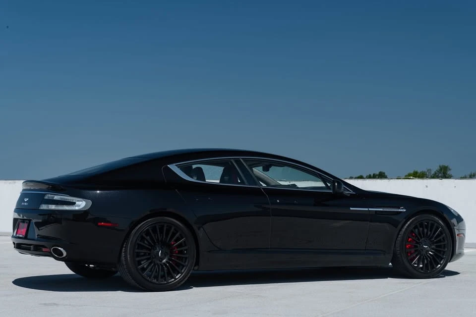 2011 Aston Martin Rapide - Image 19 of 20