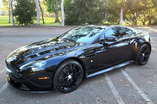 2011 Aston Martin V12 Vantage Carbon Black Edition