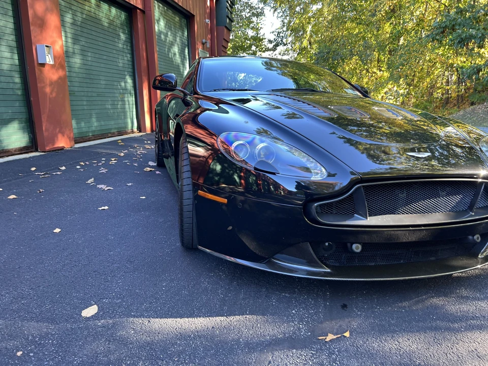 2011 Aston Martin V12 Vantage (2010-2018) - Image 20 of 31