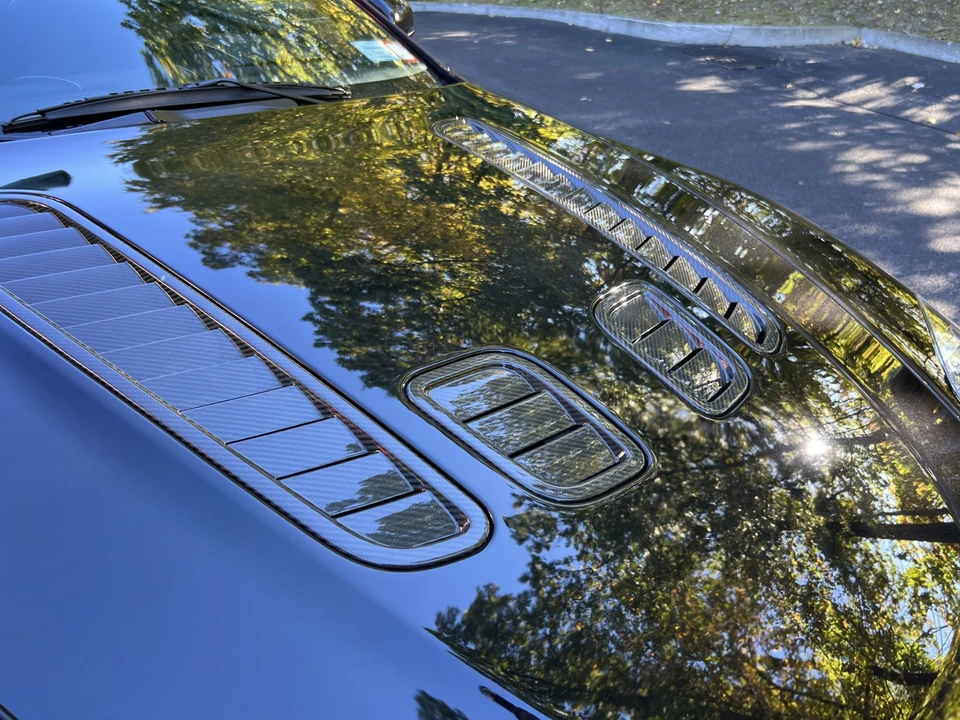 2011 Aston Martin V12 Vantage (2010-2018) - Image 24 of 31