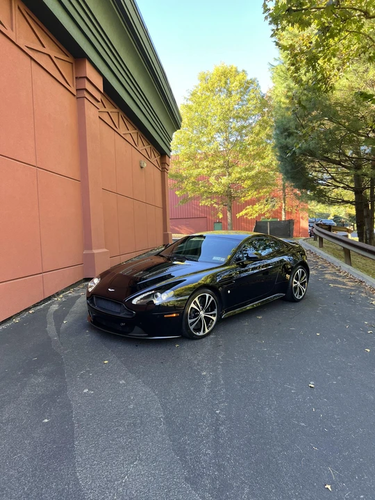 2011 Aston Martin V12 Vantage (2010-2018) - Image 4 of 31