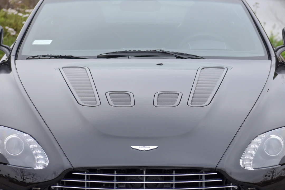 2011 Aston Martin V12 Vantage (2010-2018) - Image 26 of 31