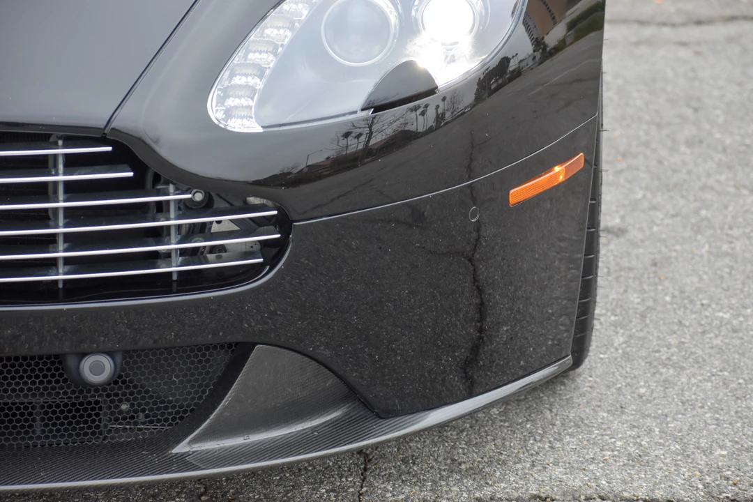 2011 Aston Martin V12 Vantage (2010-2018) - Image 25 of 31