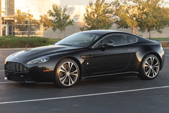 2011 Aston Martin V12 Vantage Carbon Black Edition