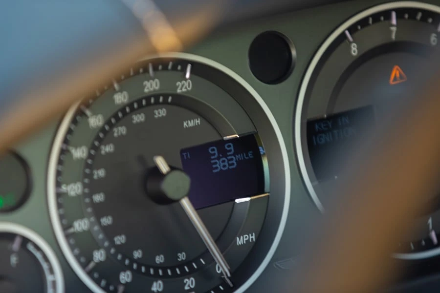 2011 Aston Martin V12 Vantage (2010-2018) - Image 23 of 31