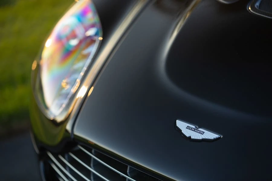 2011 Aston Martin V12 Vantage (2010-2018) - Image 13 of 31
