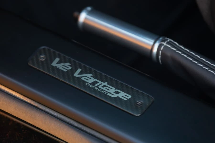 2011 Aston Martin V12 Vantage (2010-2018) - Image 25 of 31