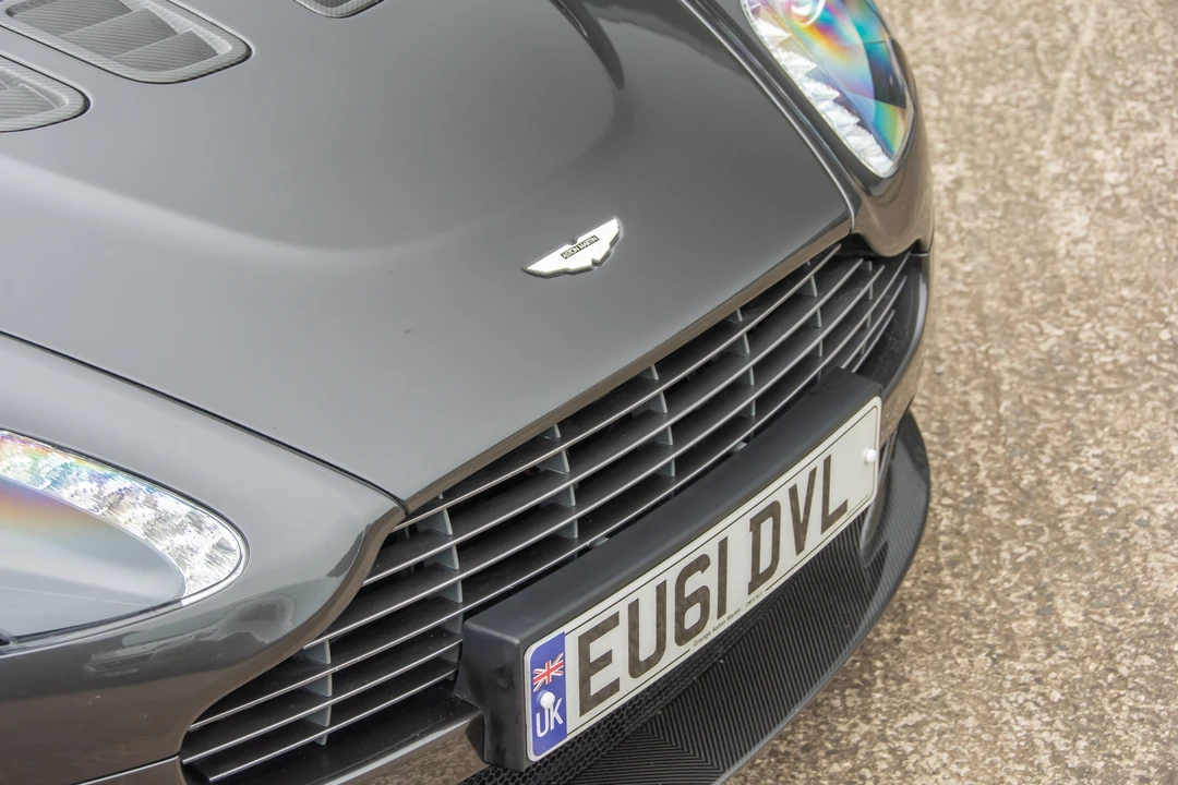 2011 Aston Martin Vantage - Image 16 of 31