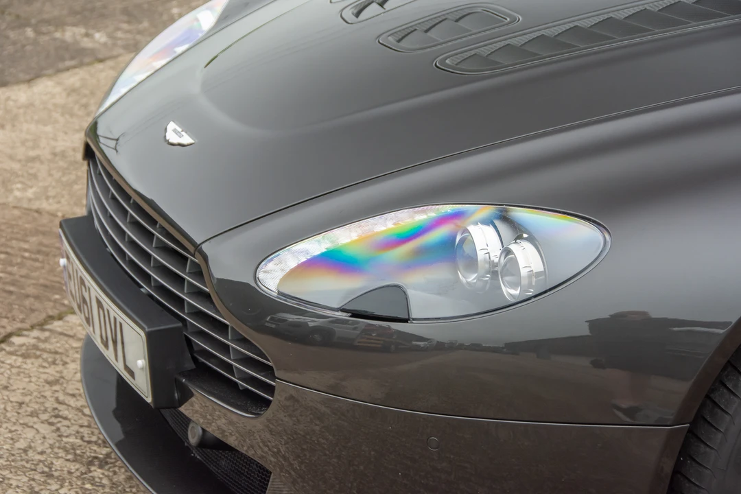 2011 Aston Martin Vantage - Image 17 of 31