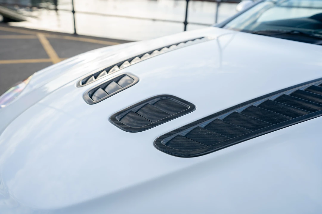 2011 Aston Martin V12 Vantage (2010-2018) - Image 24 of 31