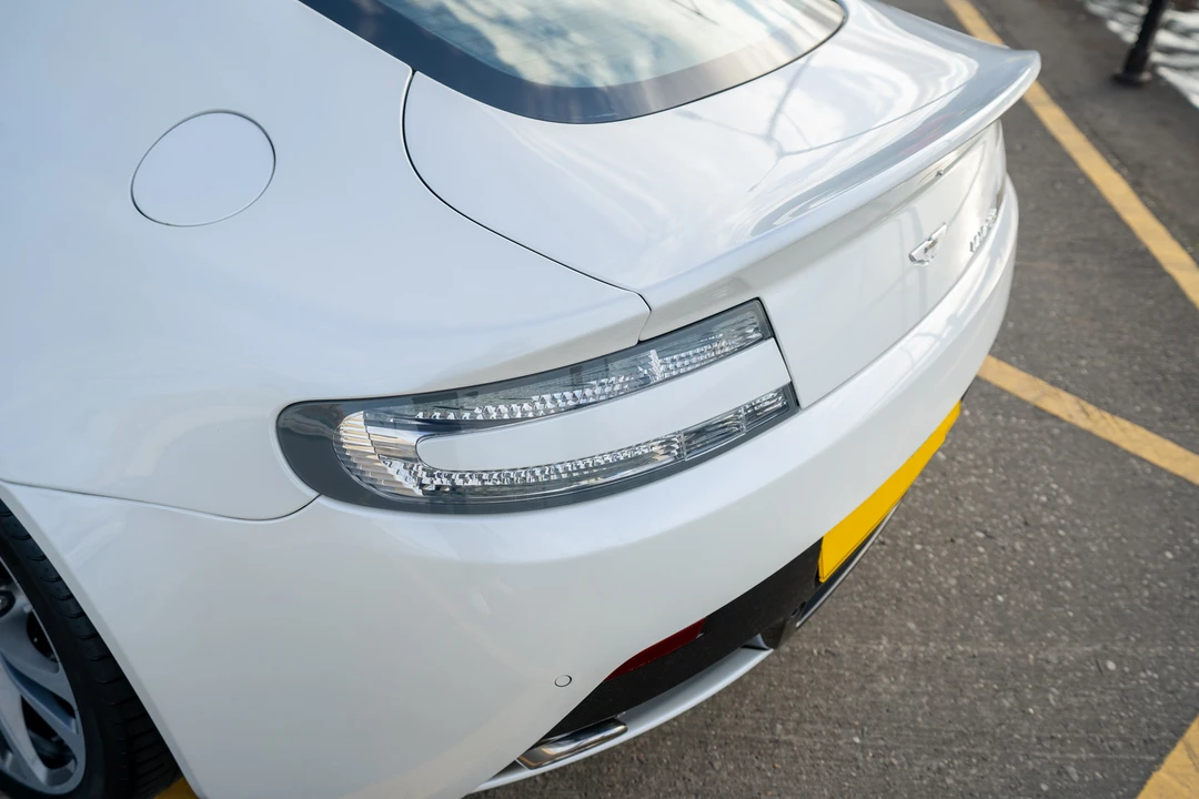 2011 Aston Martin V12 Vantage (2010-2018) - Image 26 of 31