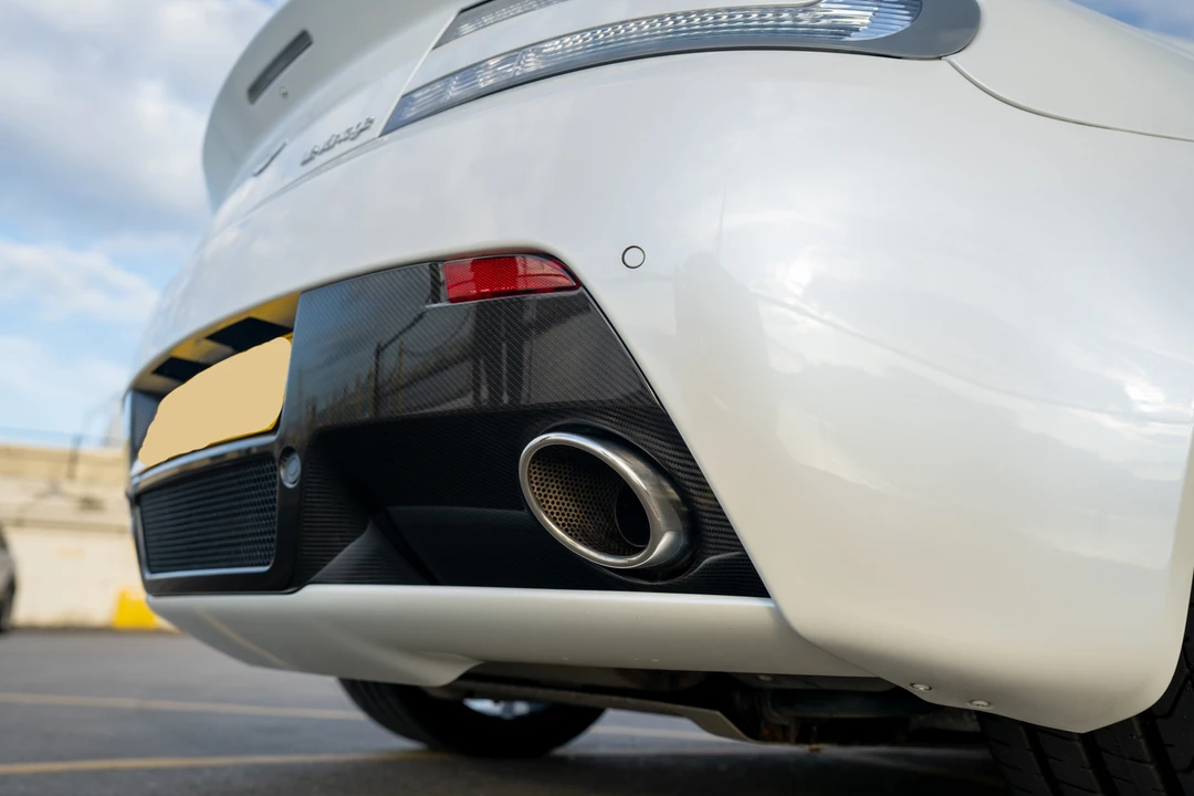 2011 Aston Martin V12 Vantage (2010-2018) - Image 28 of 31