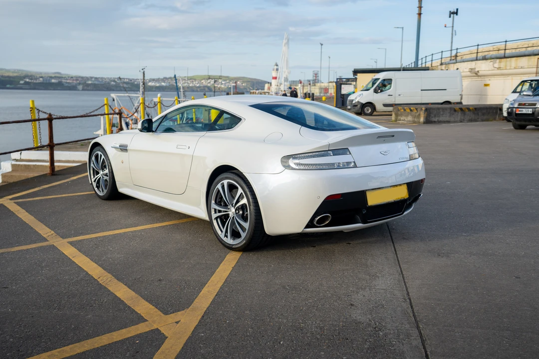 2011 Aston Martin V12 Vantage (2010-2018) - Image 8 of 31