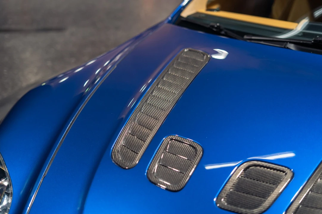 2011 Aston Martin Vantage - Image 3 of 31