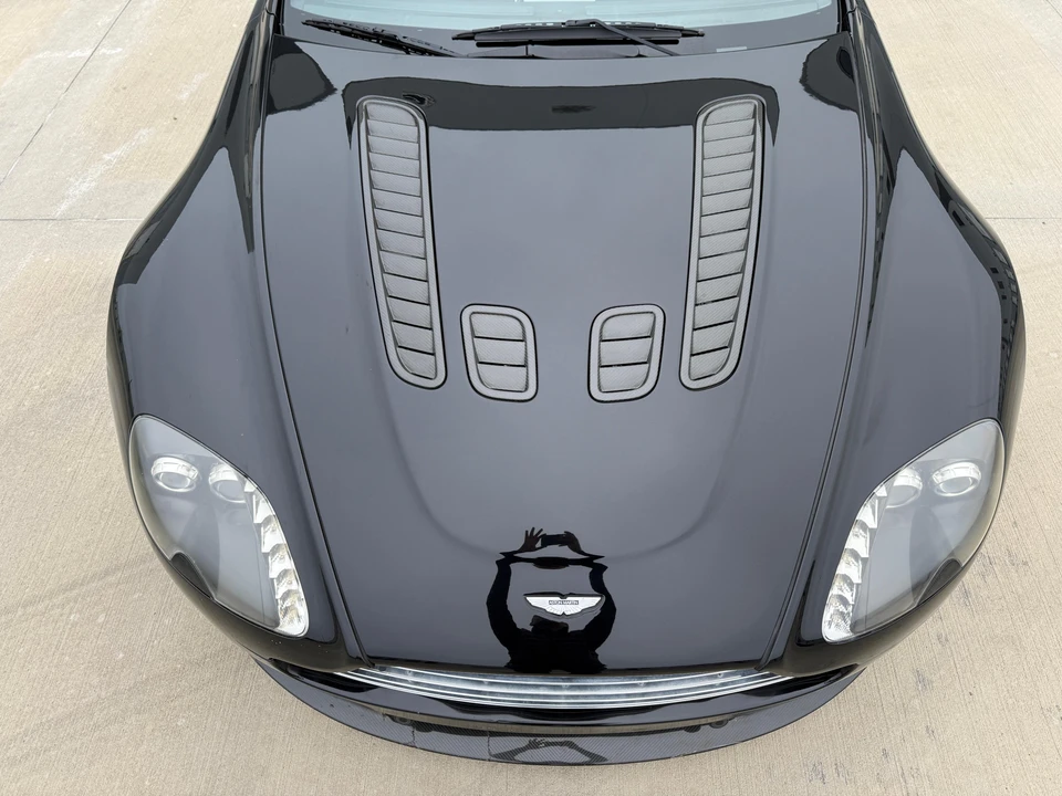 2011 Aston Martin V12 Vantage (2010-2018) - Image 25 of 31