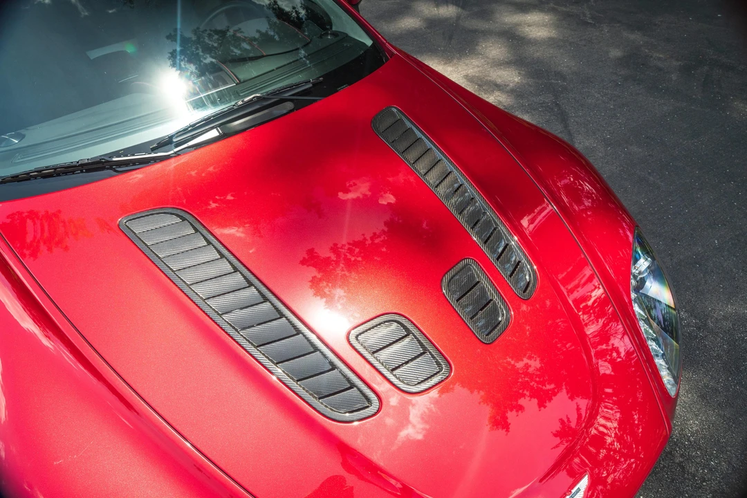 2011 Aston Martin Vantage - Image 19 of 31