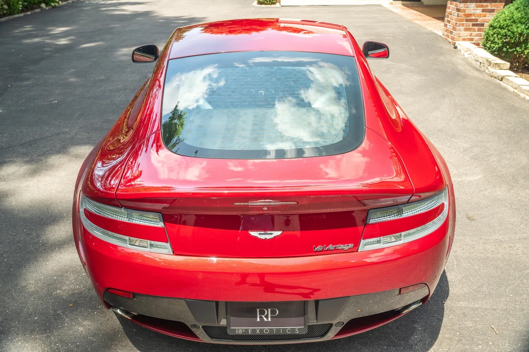 2011 Aston Martin Vantage - Image 30 of 31