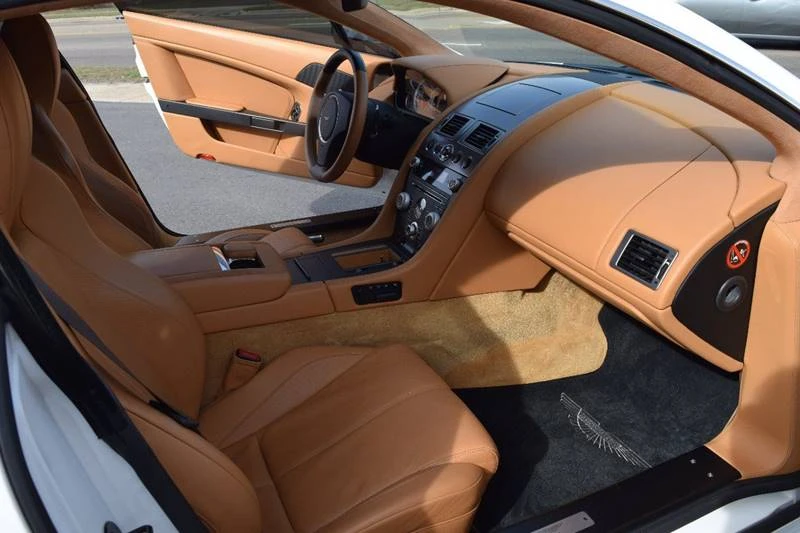 2011 Aston Martin V8 Vantage (2006-2017) - Image 2 of 5