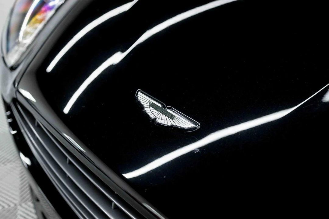 2011 Aston Martin V8 Vantage (2006-2017) - Image 15 of 31