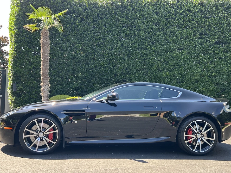 2011 Aston Martin V8 Vantage (2006-2017) - Image 11 of 31