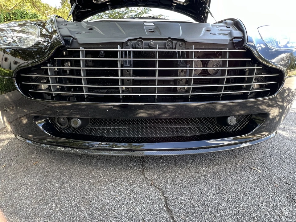 2011 Aston Martin V8 Vantage (2006-2017) - Image 25 of 31