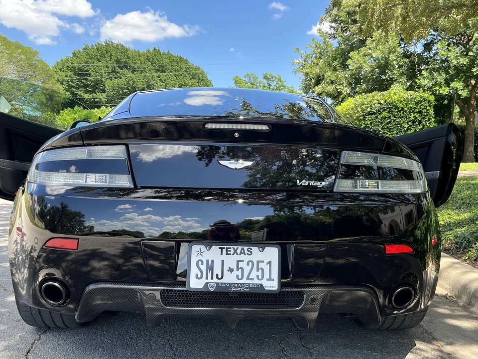 2011 Aston Martin V8 Vantage (2006-2017) - Image 18 of 31