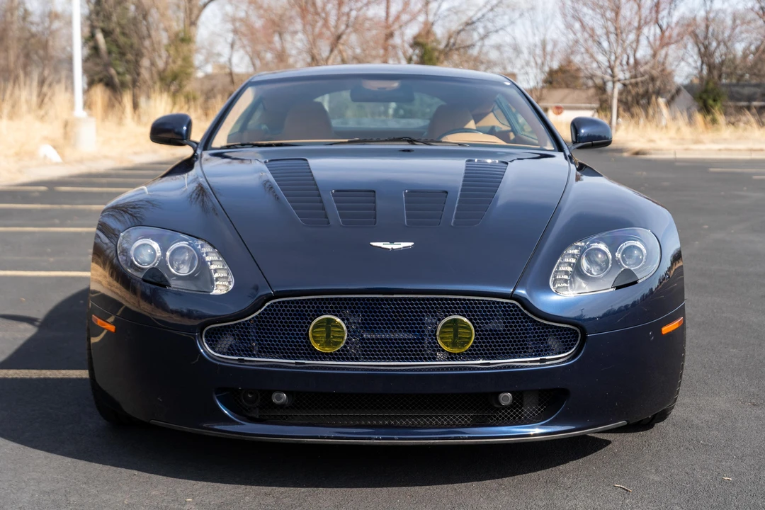 2011 Aston Martin V8 Vantage (2006-2017) - Image 2 of 31
