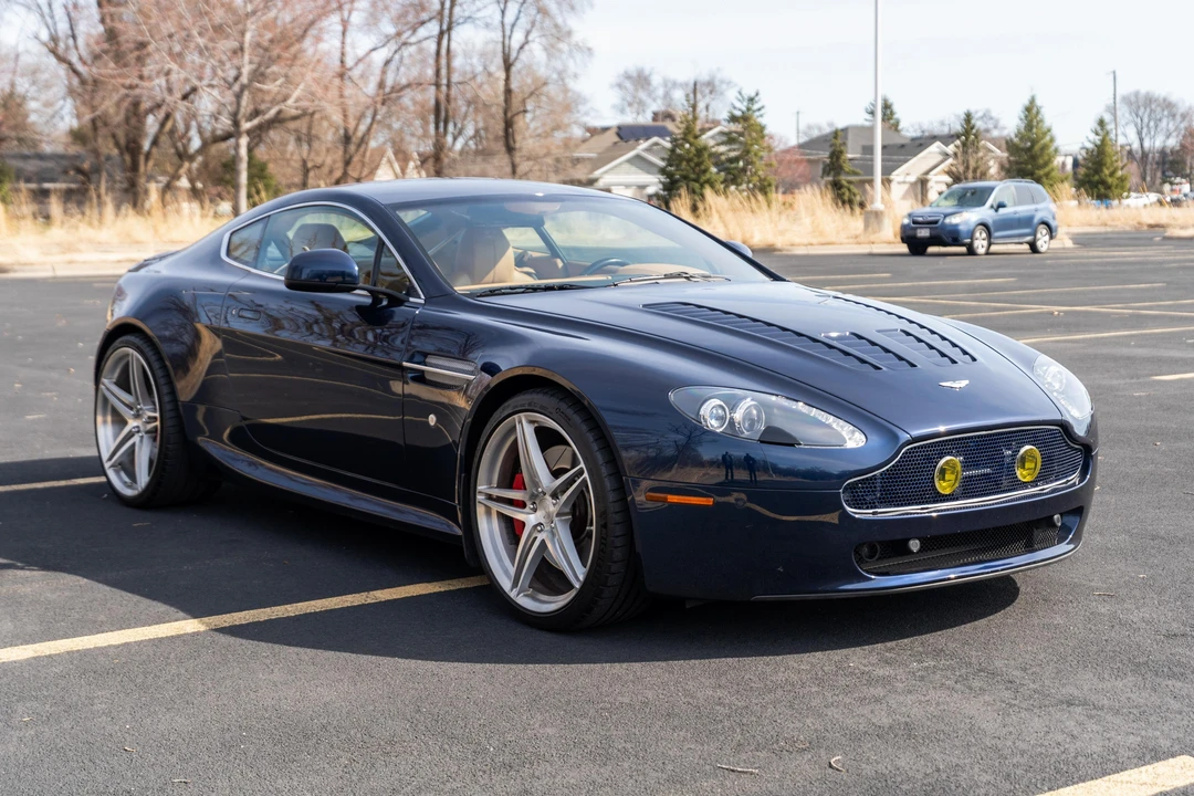 2011 Aston Martin V8 Vantage (2006-2017) - Image 8 of 31