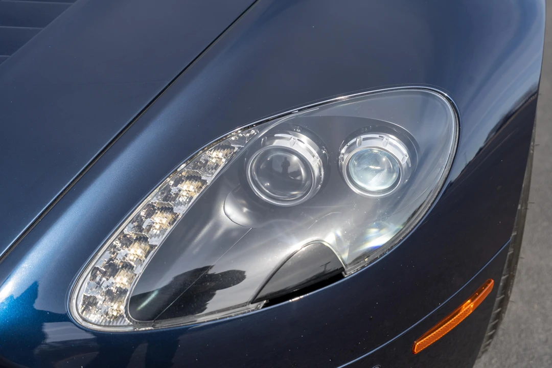 2011 Aston Martin V8 Vantage (2006-2017) - Image 30 of 31