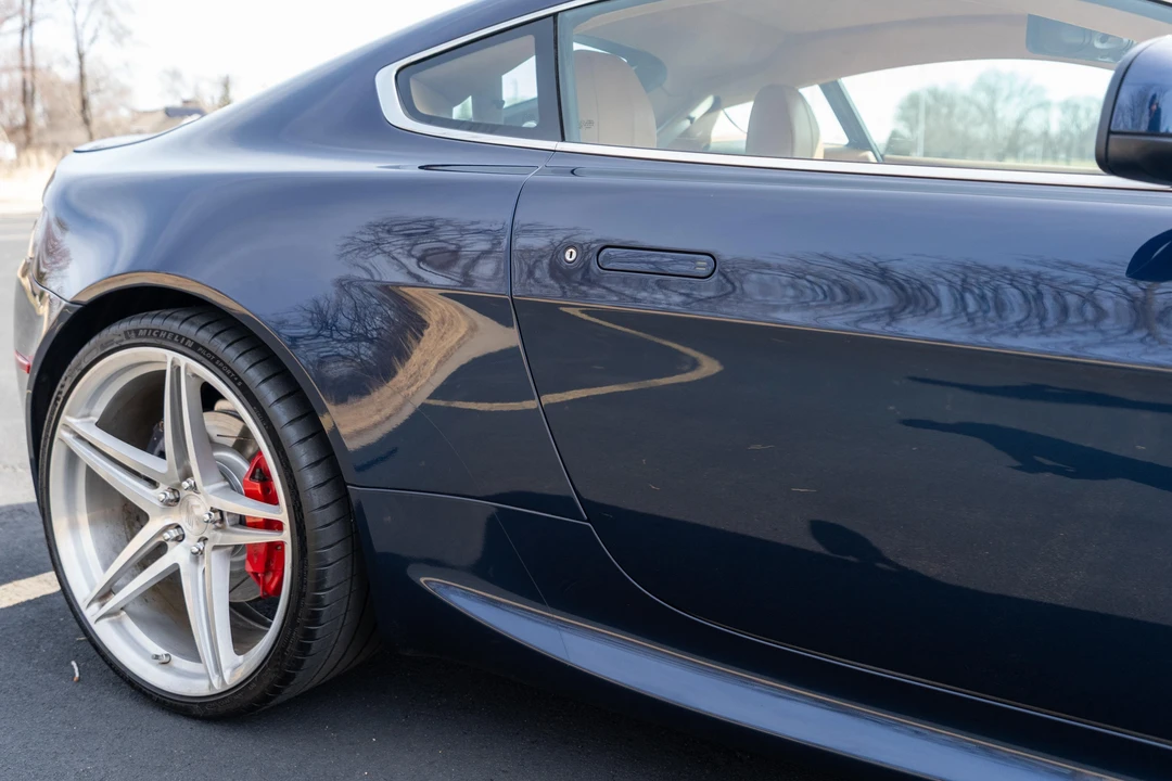 2011 Aston Martin V8 Vantage (2006-2017) - Image 17 of 31