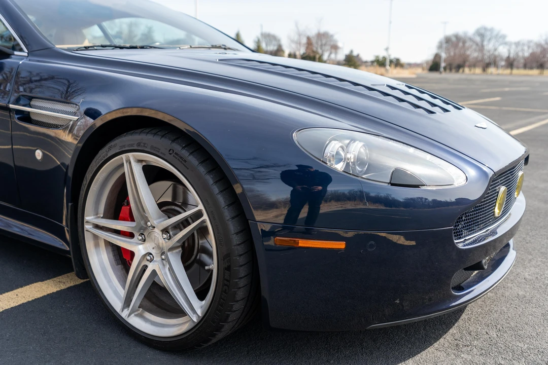 2011 Aston Martin V8 Vantage (2006-2017) - Image 21 of 31