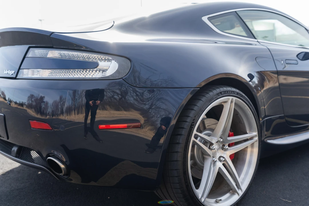 2011 Aston Martin V8 Vantage (2006-2017) - Image 15 of 31