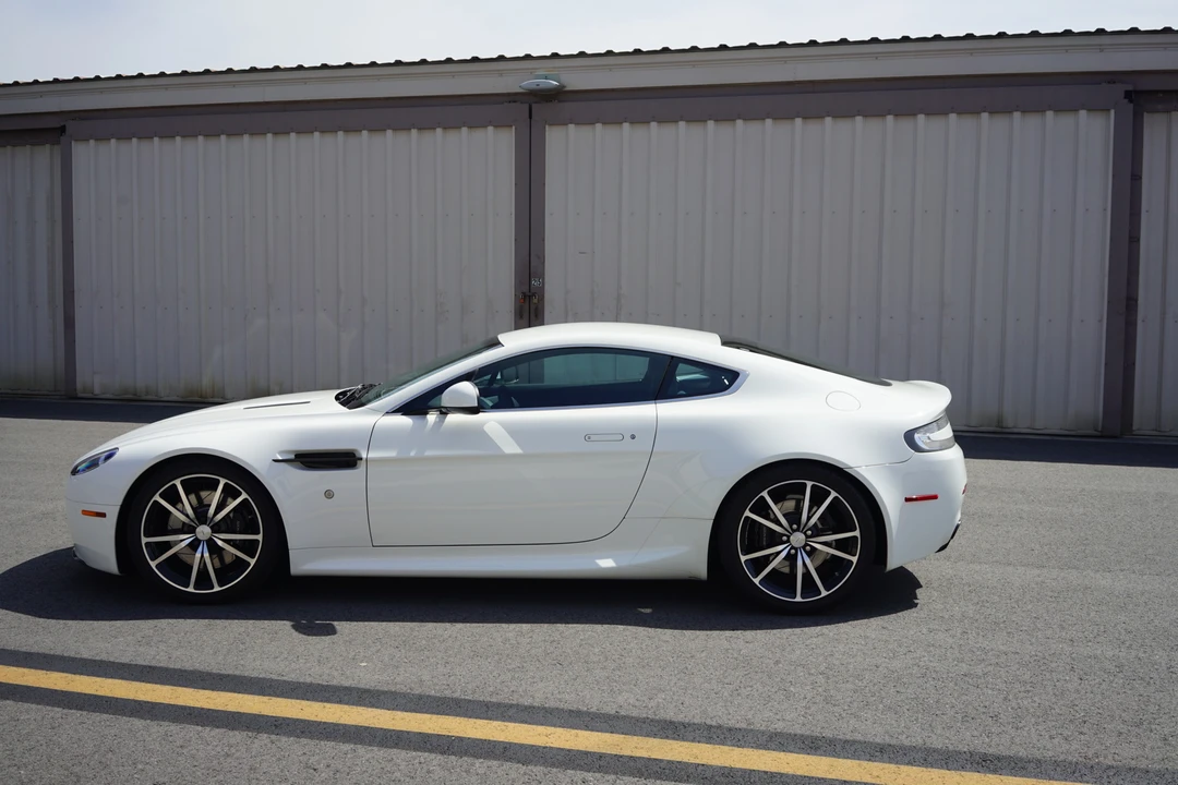 2011 Aston Martin V8 Vantage (2006-2017) - Image 7 of 31