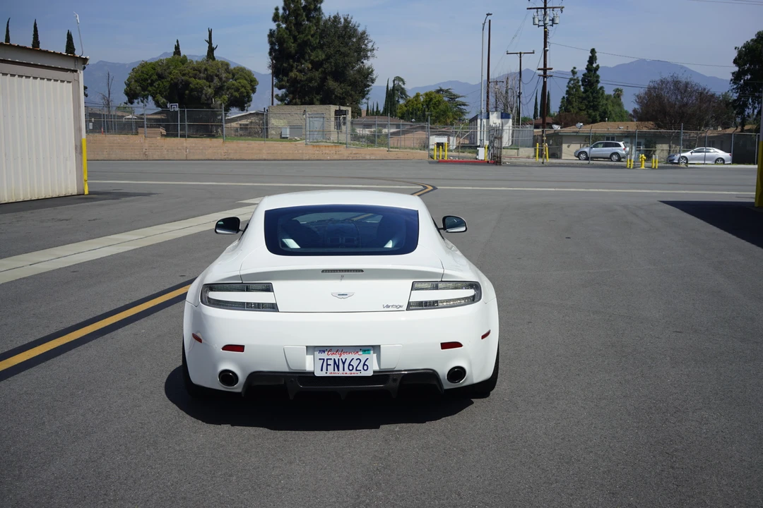 2011 Aston Martin V8 Vantage (2006-2017) - Image 5 of 31