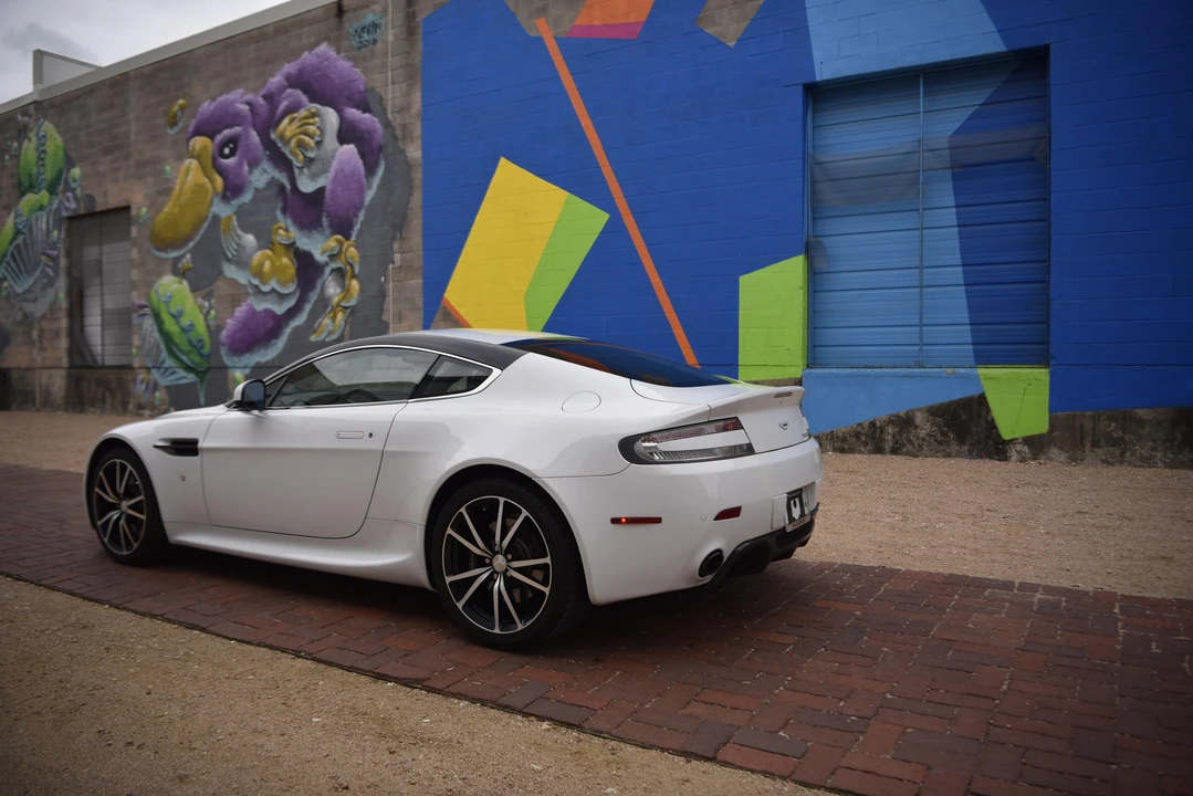 2011 Aston Martin V8 Vantage (2006-2017) - Image 14 of 31