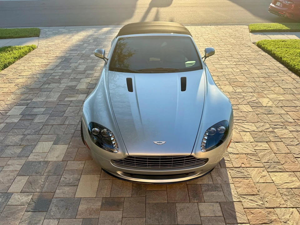 2011 Aston Martin V8 Vantage (2006-2017) - Image 18 of 31