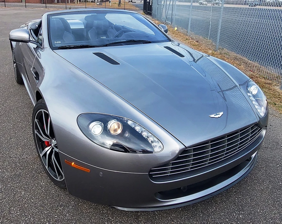 2011 Aston Martin V8 Vantage (2006-2017) - Image 18 of 31