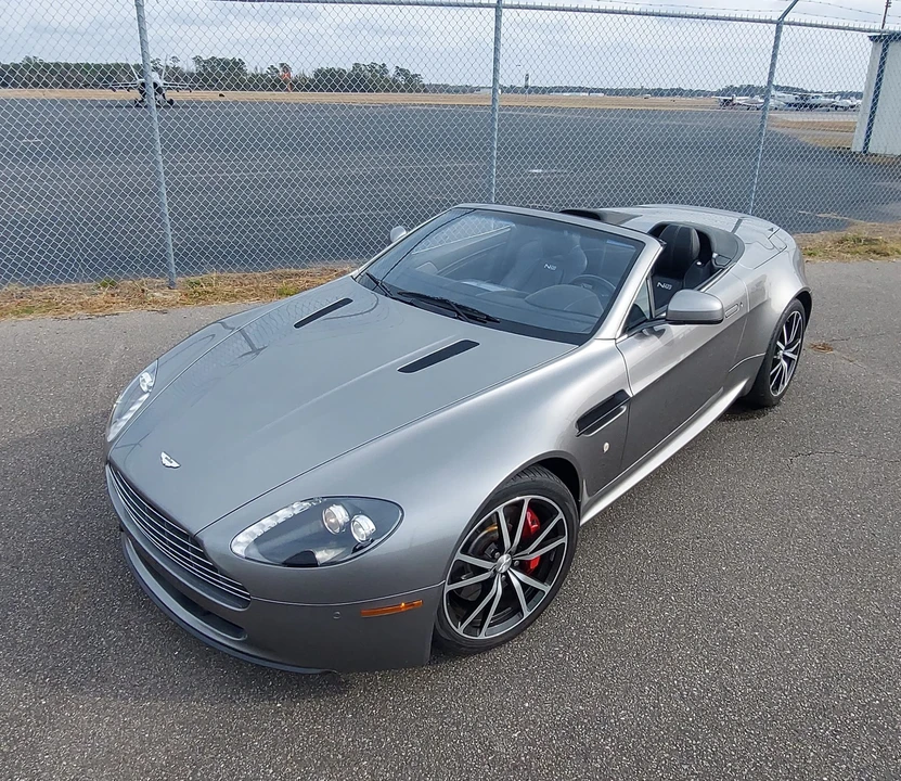 2011 Aston Martin V8 Vantage (2006-2017) - Image 5 of 31