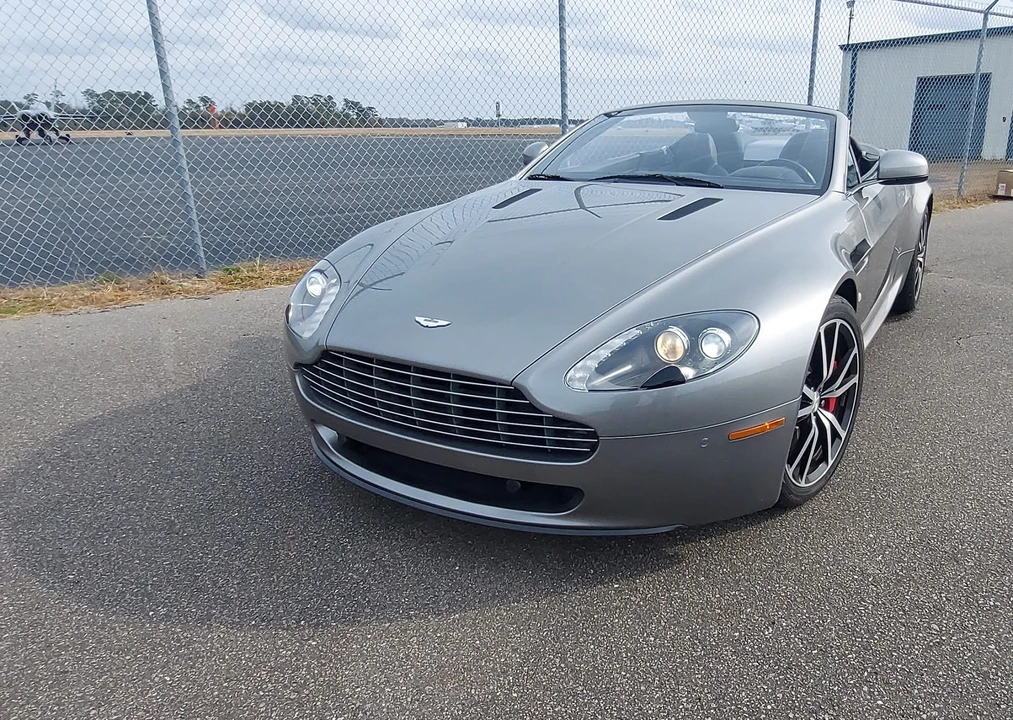 2011 Aston Martin V8 Vantage (2006-2017) - Image 7 of 31