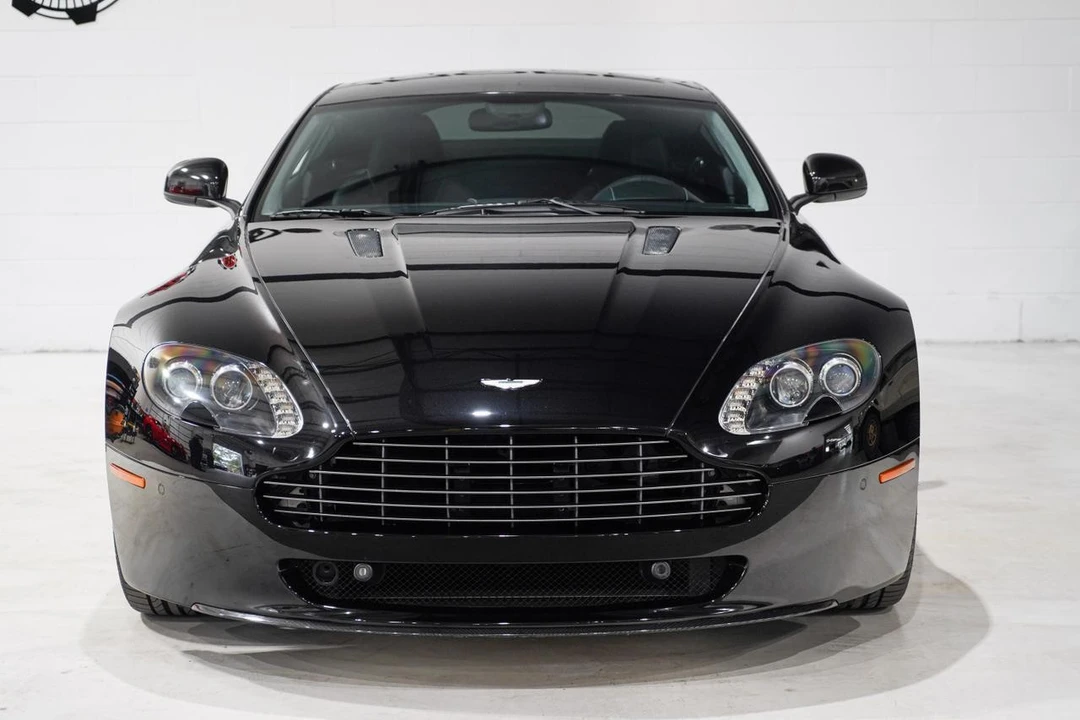 2011 Aston Martin V8 Vantage (2006-2017) - Image 5 of 21
