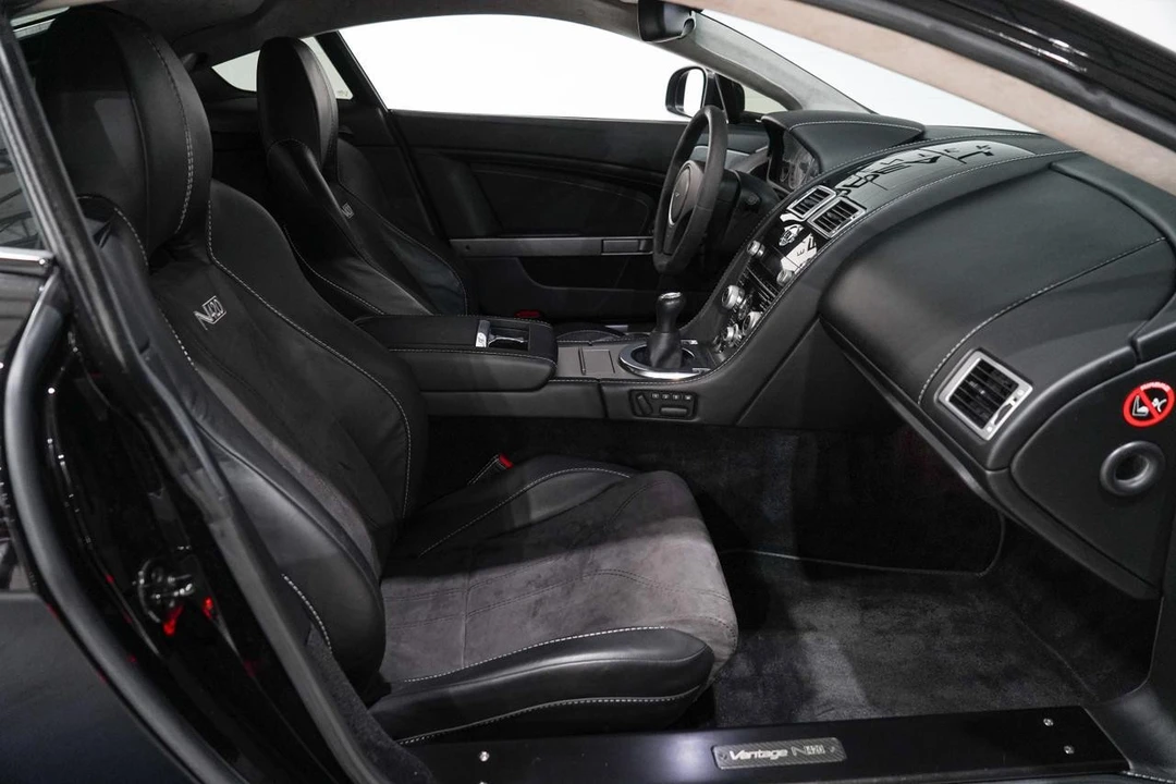 2011 Aston Martin V8 Vantage (2006-2017) - Image 13 of 21