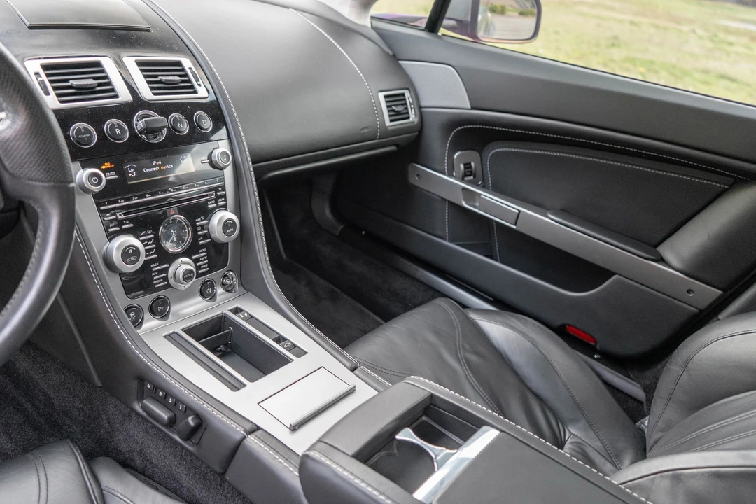 2011 Aston Martin V8 Vantage (2006-2017) - Image 6 of 21