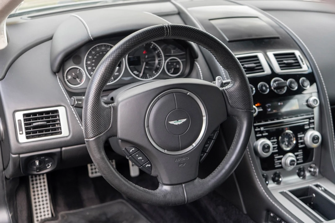 2011 Aston Martin V8 Vantage (2006-2017) - Image 7 of 21