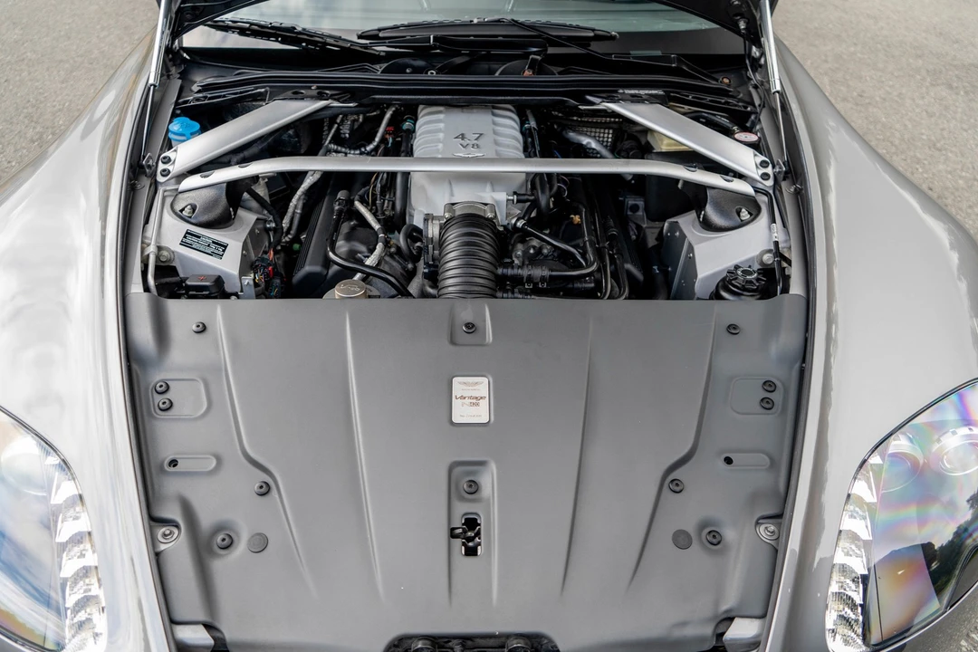 2011 Aston Martin V8 Vantage (2006-2017) - Image 19 of 21