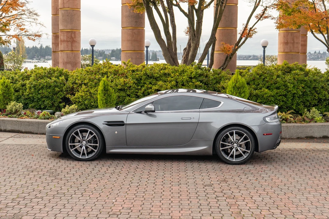 2011 Aston Martin V8 Vantage (2006-2017) - Image 21 of 21