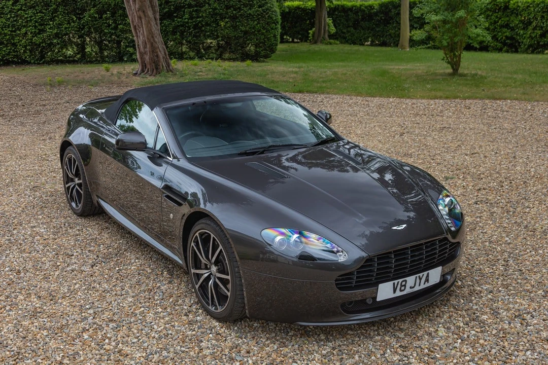 2011 Aston Martin V8 Vantage (2006-2017) - Image 9 of 30