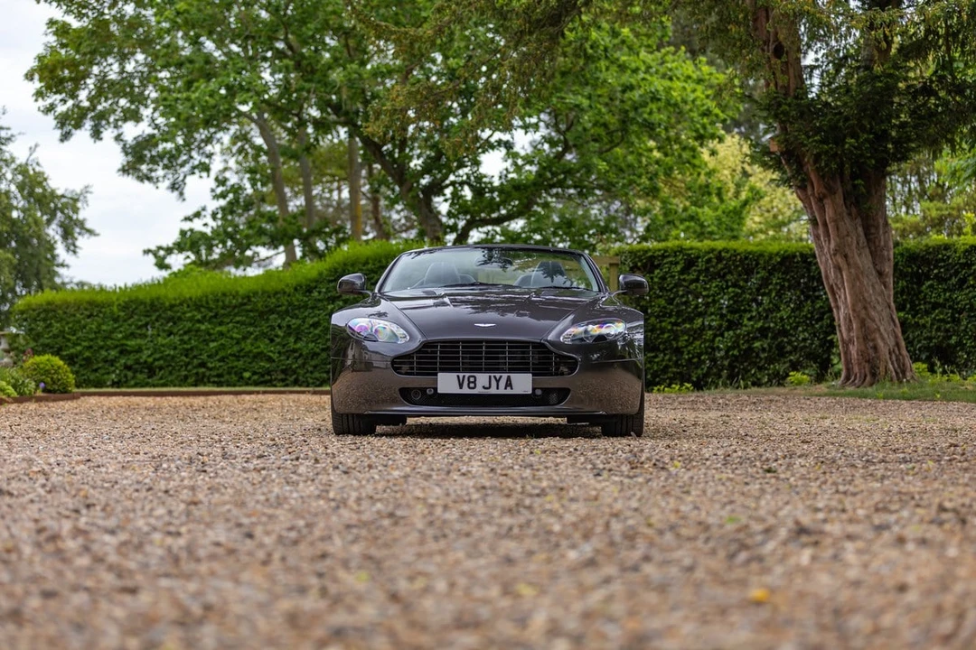 2011 Aston Martin V8 Vantage (2006-2017) - Image 30 of 30