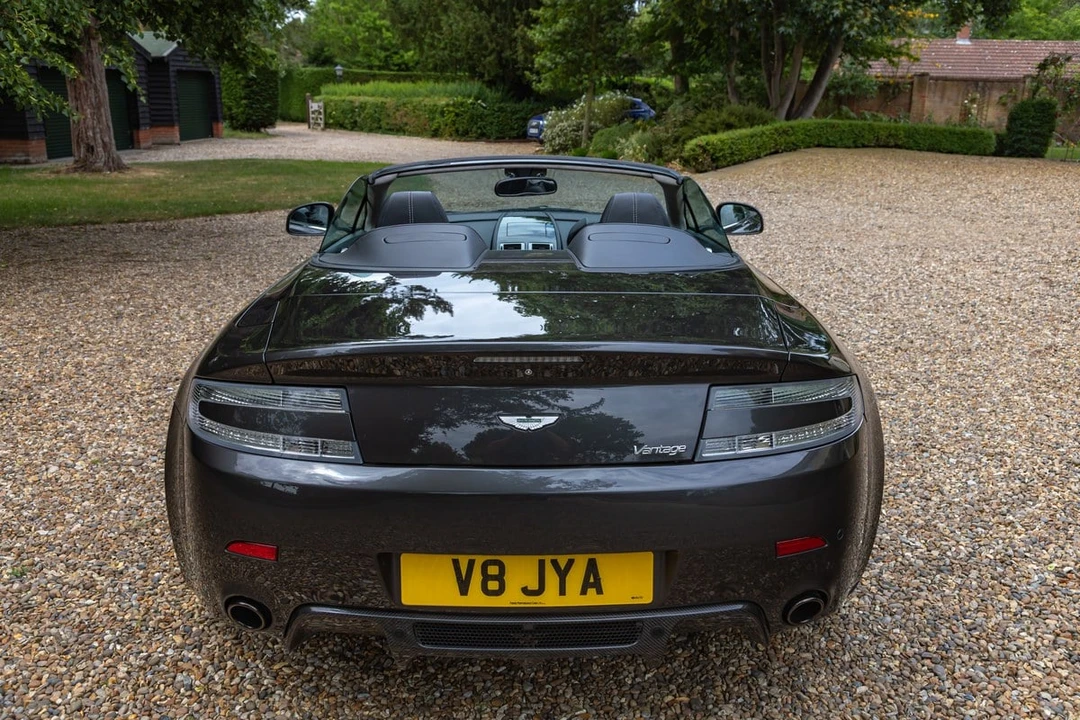 2011 Aston Martin V8 Vantage (2006-2017) - Image 23 of 30